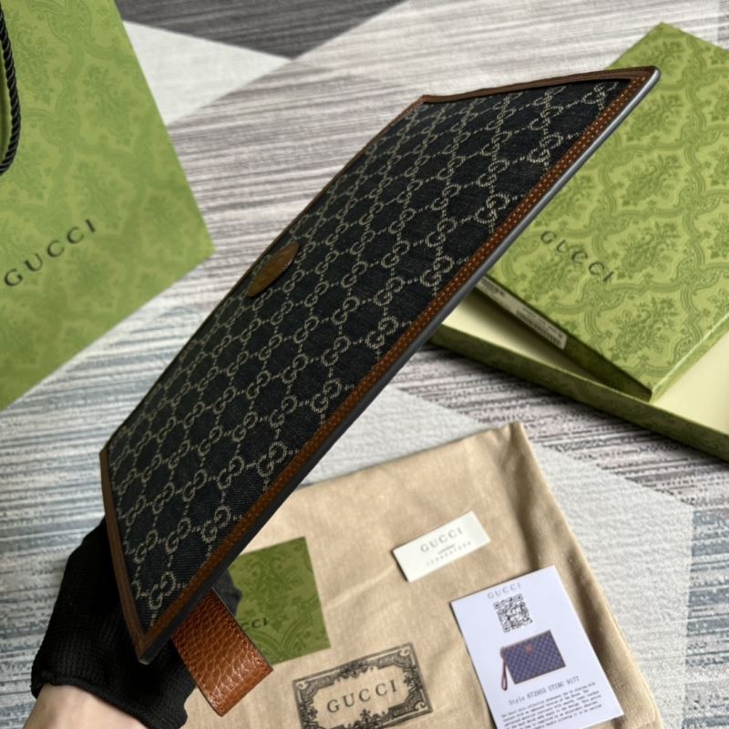 Gucci Clutch Bags